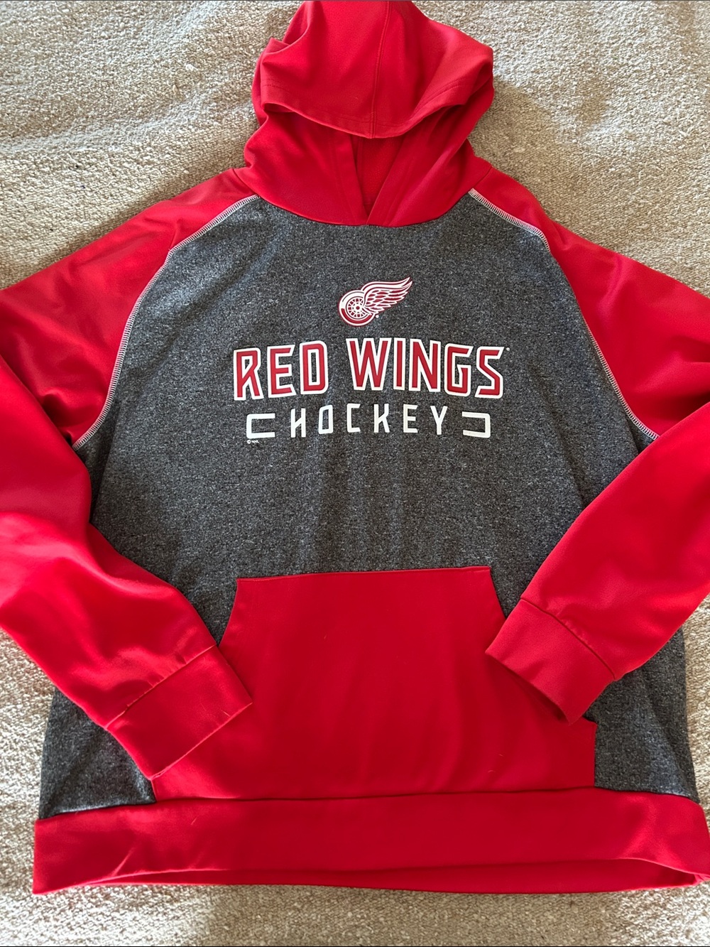 Fanatics Red and Grey Detroit Red Wings Pullover Hoodie